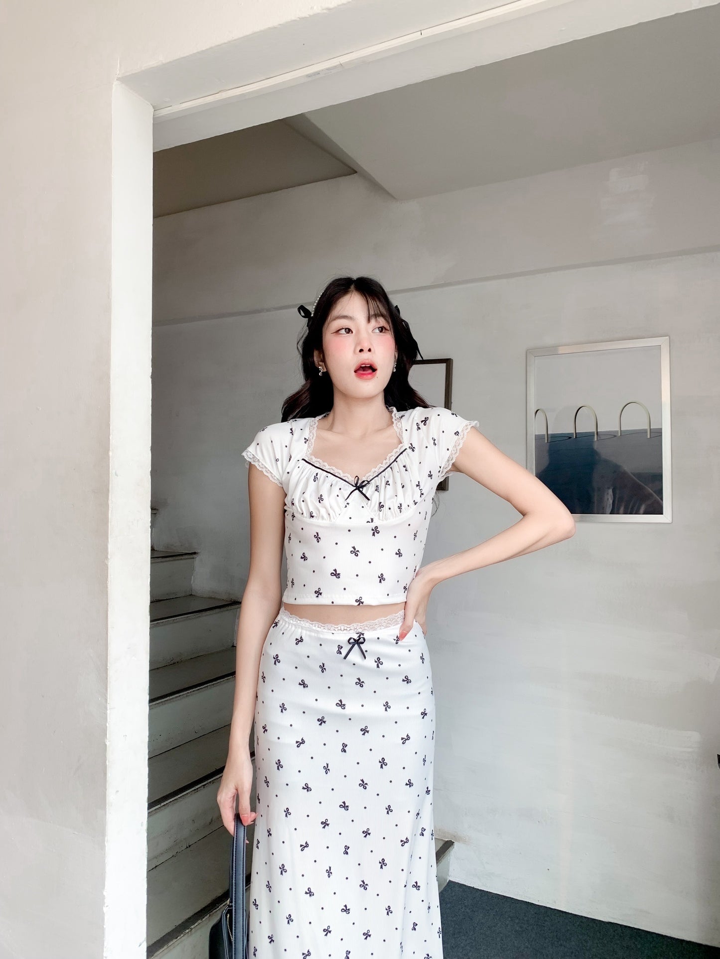 EMILY  set π