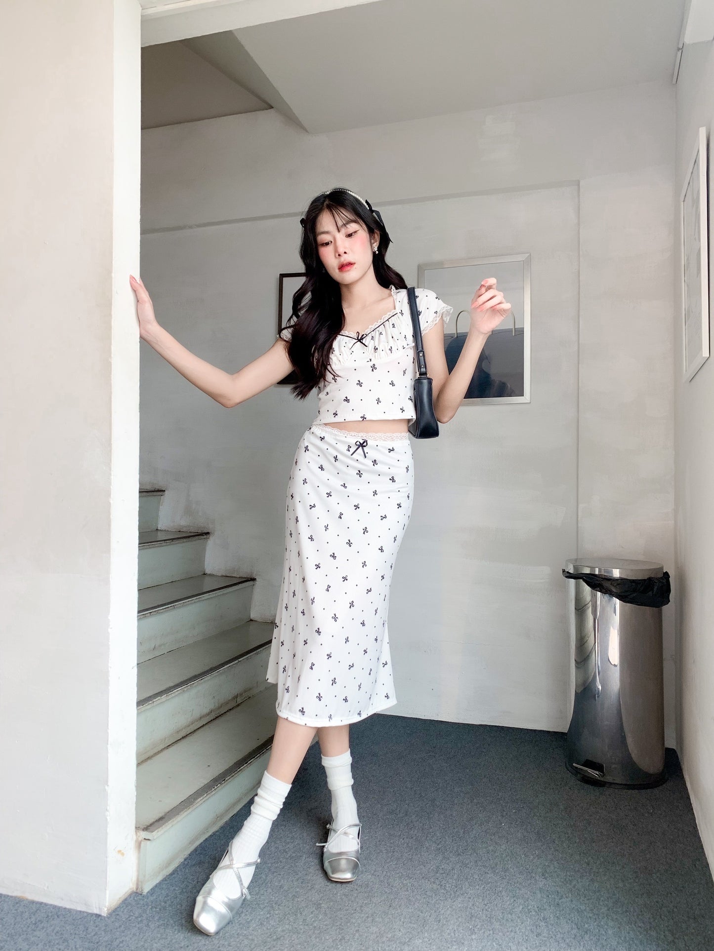 EMILY  set π