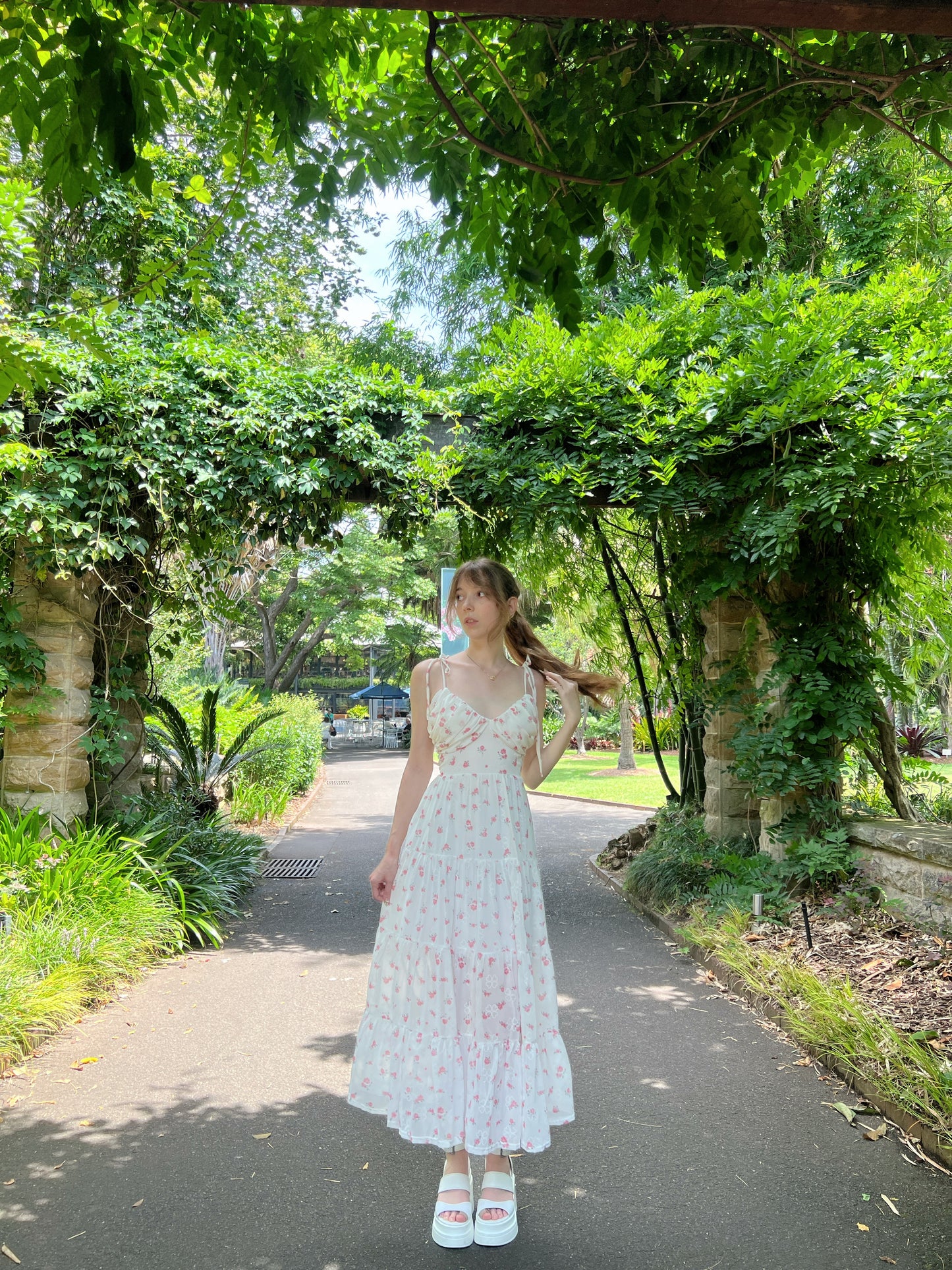🌸Ginny V maxi dress 🌸