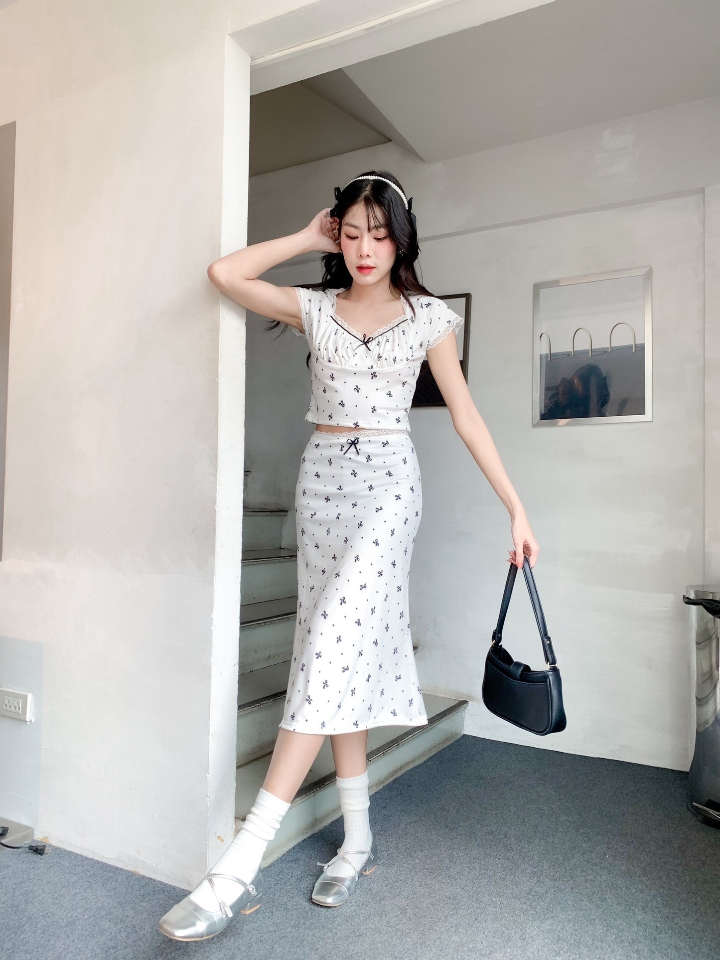 EMILY  set π