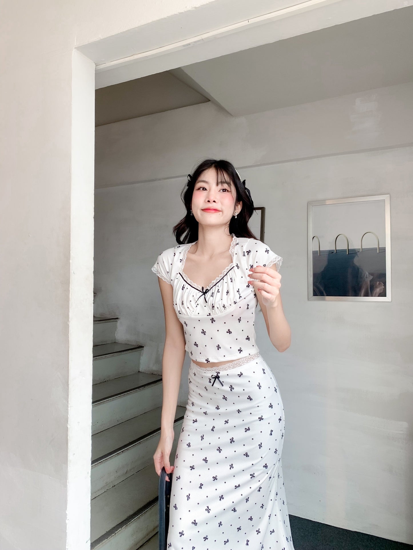 EMILY  set π