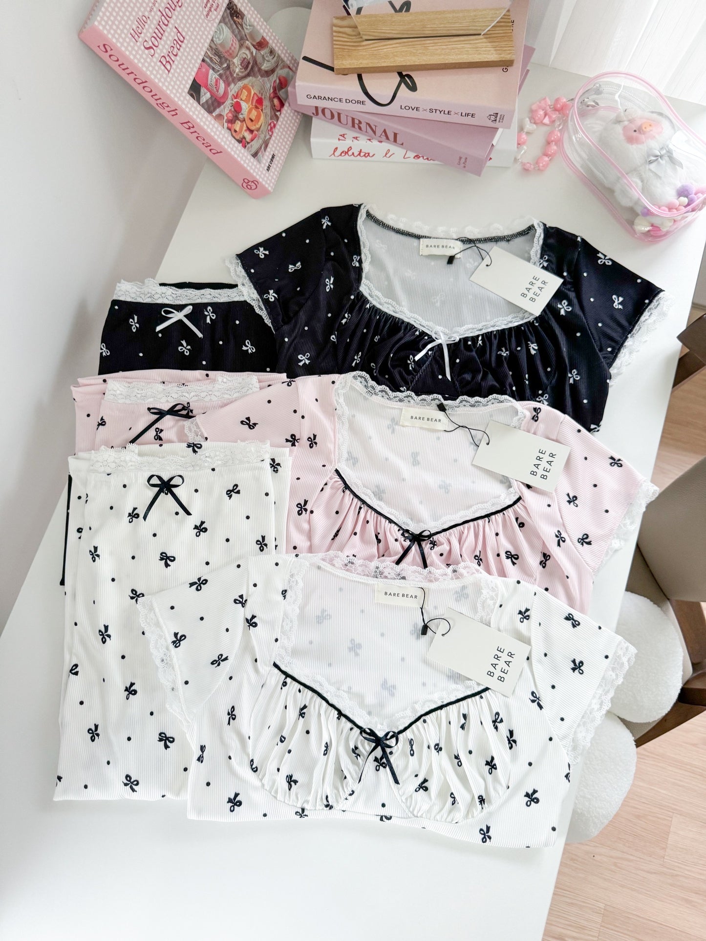 EMILY  set π