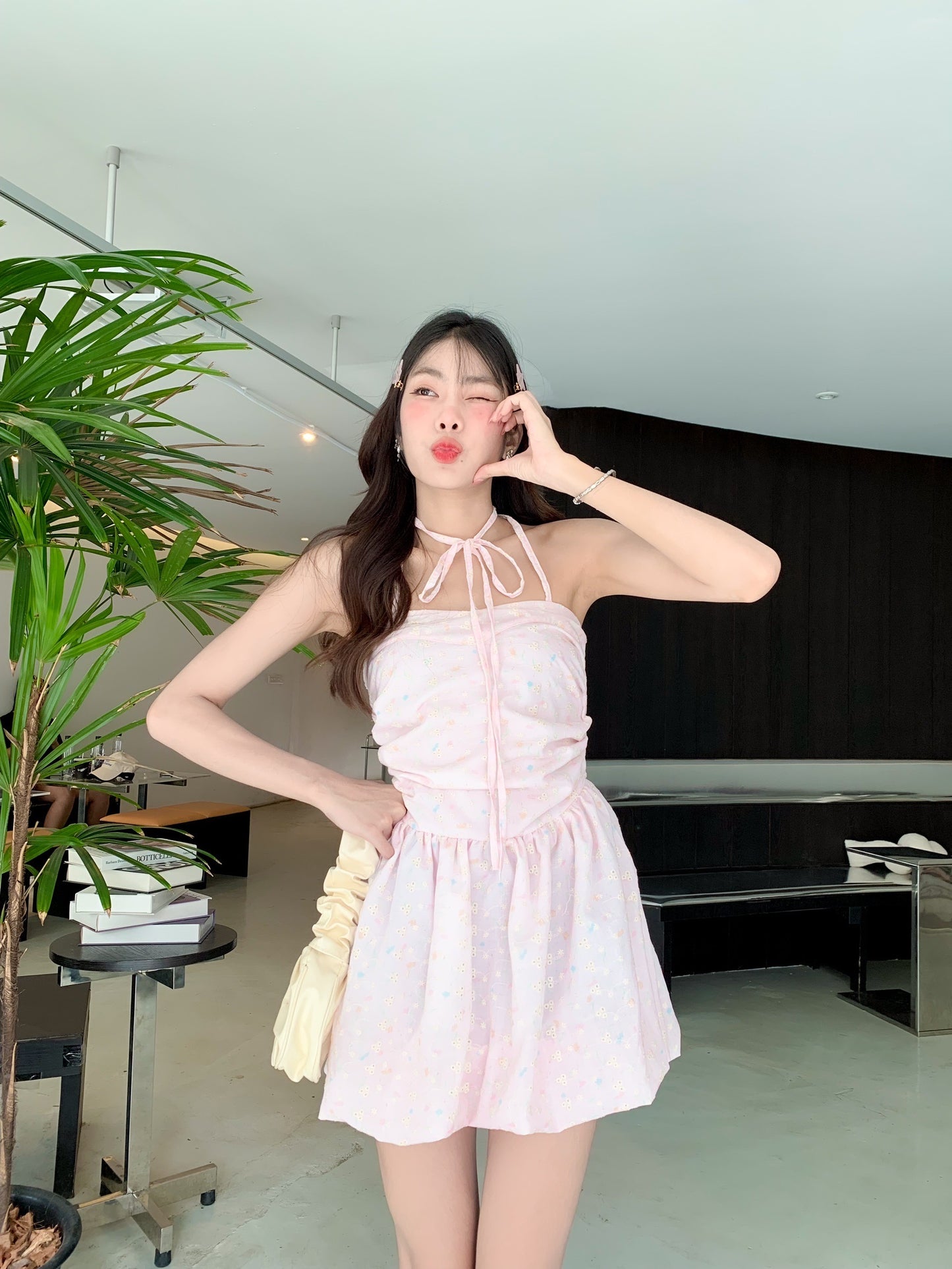 π· Julie Mini dress ππ
Color : white  / cream / pink