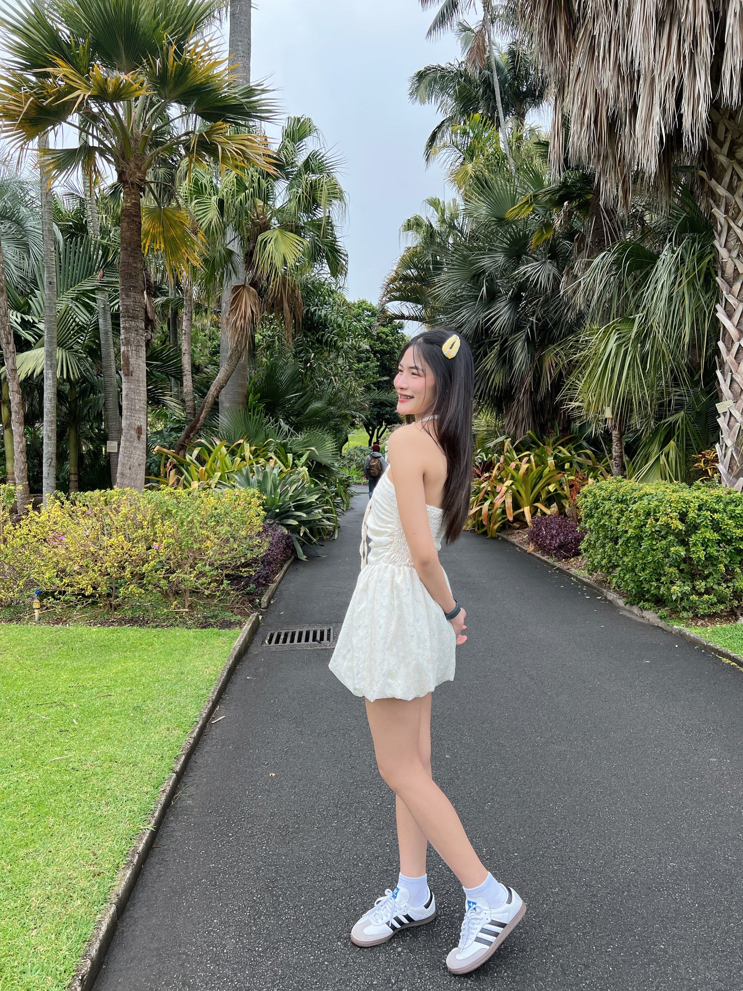 π· Julie Mini dress ππ
Color : white  / cream / pink
