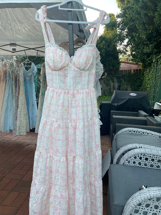 Maxi dress  Live 18/12/25